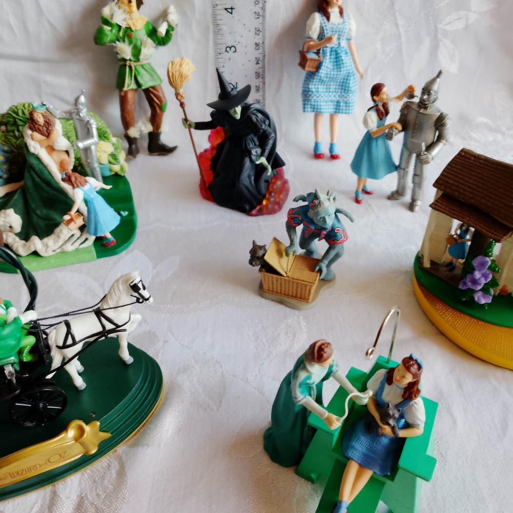 Hallmark Keepsake Ornament Collection - Picture 2 of 5